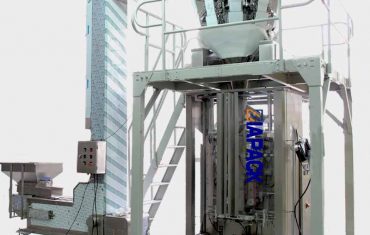 Automaattinen neljän pussin pakkauskone, jossa on kaasunpoistoventtiili kahvipapuille