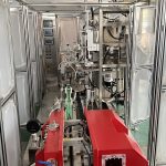 Hyviä uutisia! uusi automaattinen yhden tyhjiökammion tiilipussin muodostava täyttökone valmiina toimitukseen