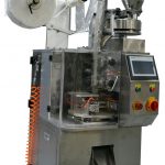 automaattinen yrttitee nylonpyramidien pakkauskone teepussille